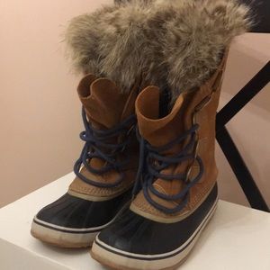 Winter boots